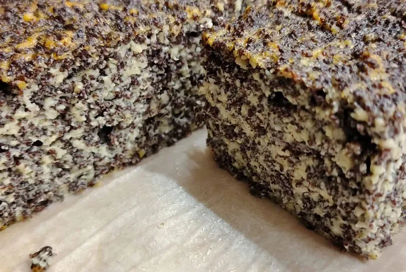 Pastel de amapola sin harina ni azúcar