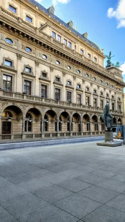 Národní divadlo, exteriér