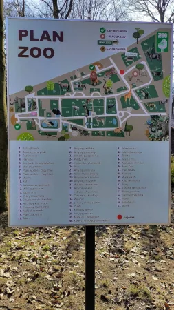 Přehledová mapa krakovské zoo s vyznačenými pavilony a výběhy zvířat